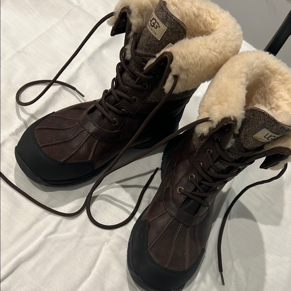 UGG Brown Cream Cozy Winter Boots